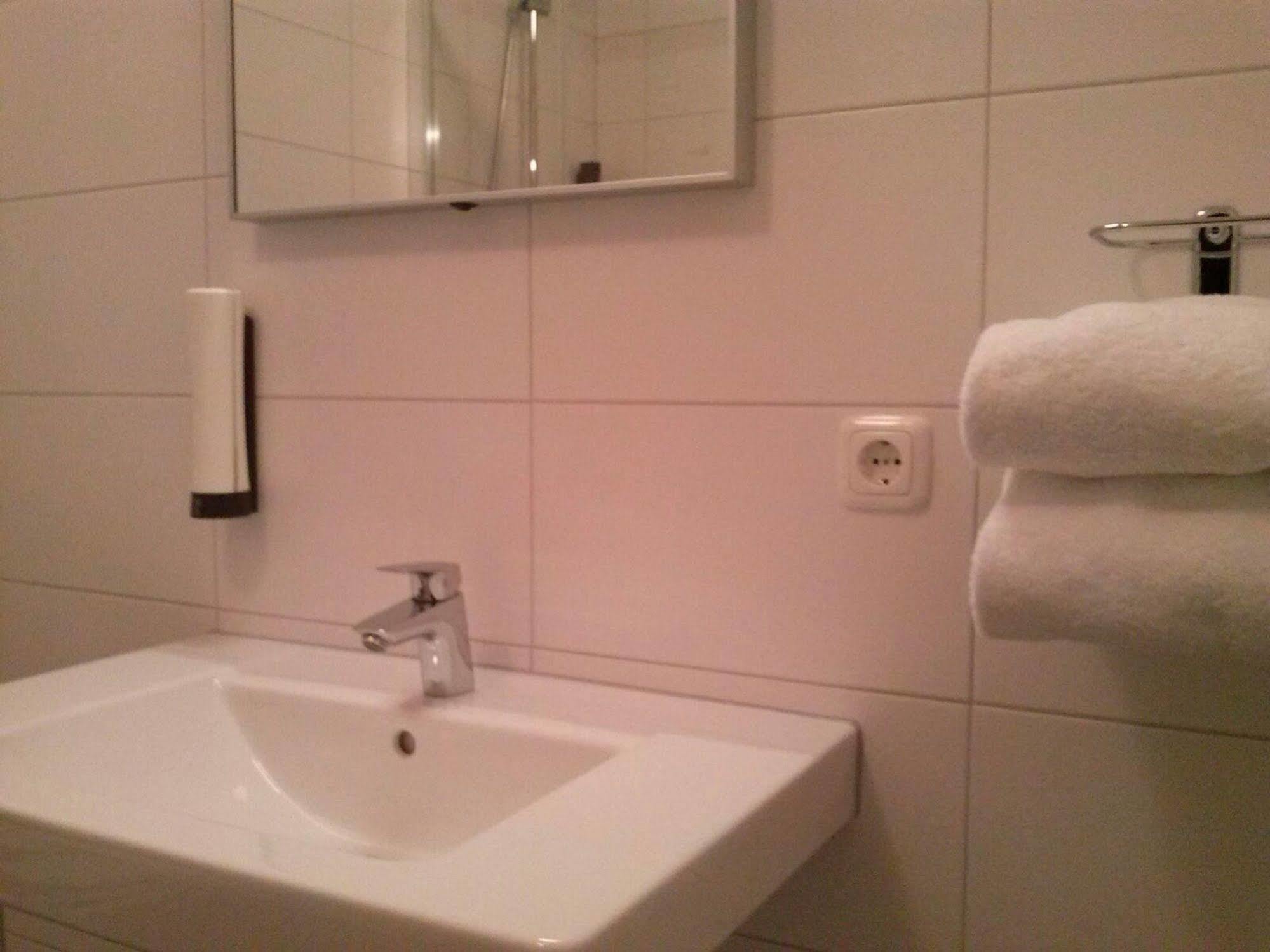 Hotel Courage ניימכן מראה חיצוני תמונה